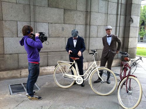 Avantum Brands Tweed RIde
